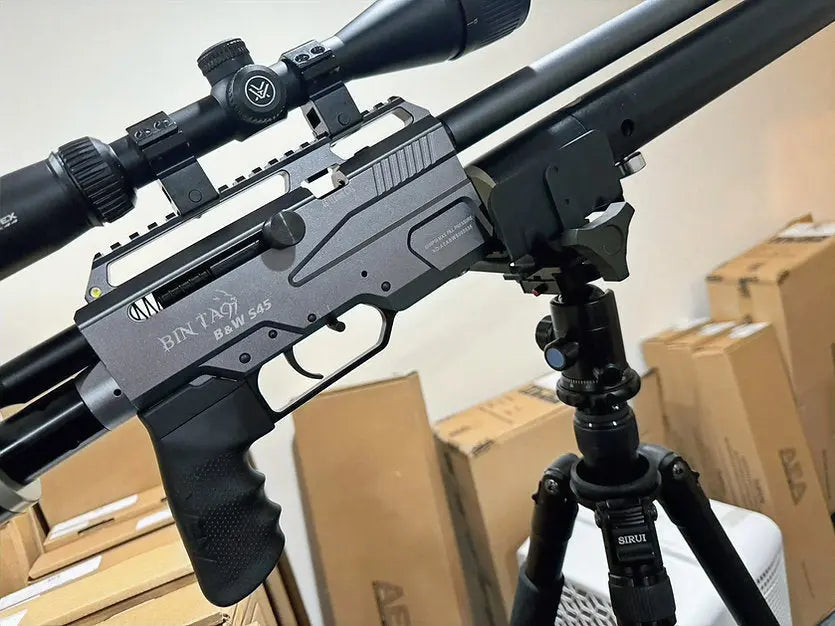 BinTac S45 Nitro 24 Inches Barrel on stand with Optic
